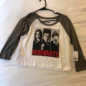 Harry Potter. Hogwarts cropped baseball tee